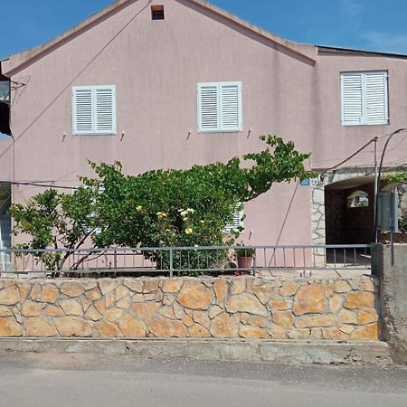 Guesthouse Eljuga Family Stari Grad  Exteriér fotografie
