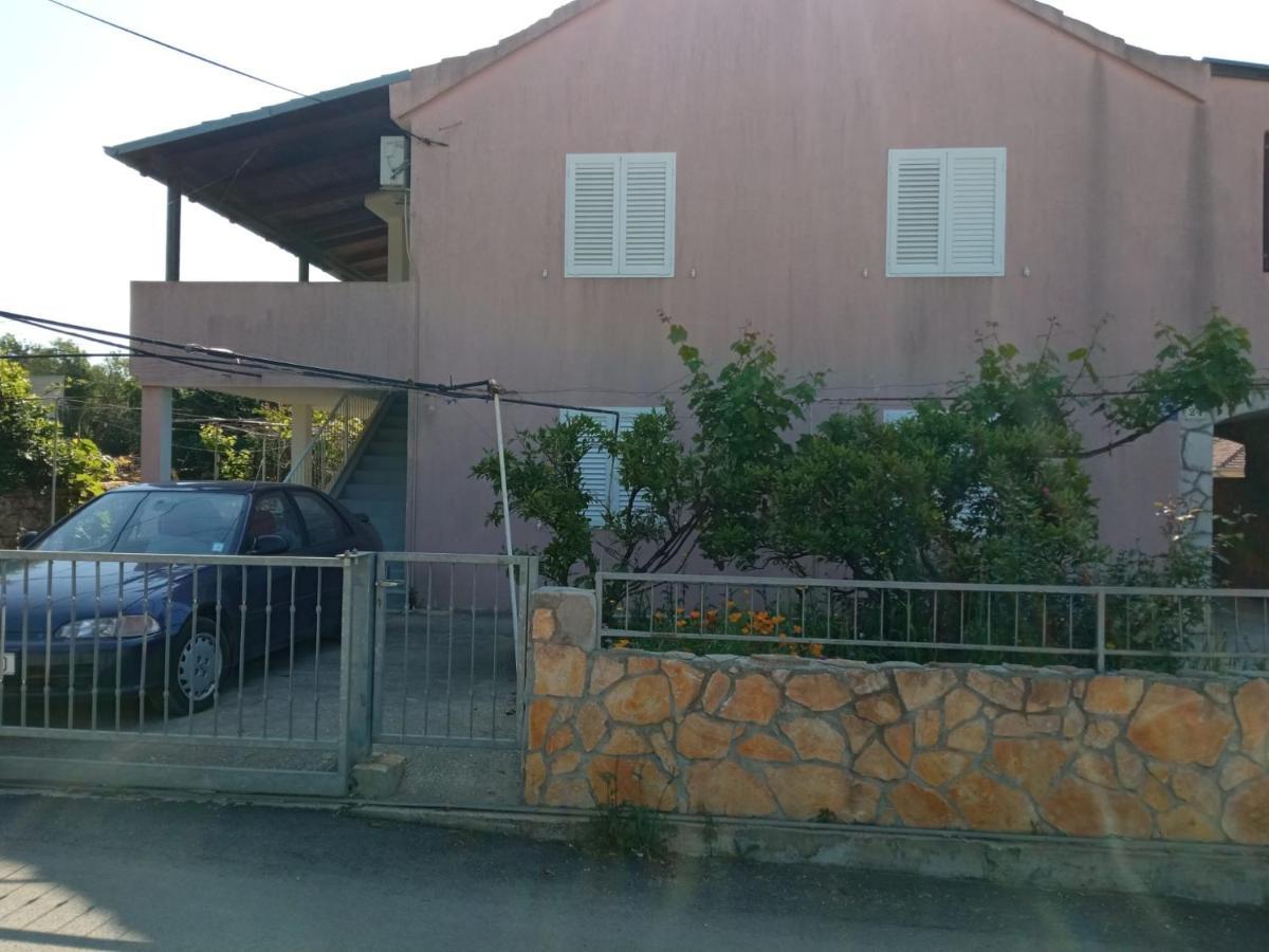 Guesthouse Eljuga Family Stari Grad  Exteriér fotografie