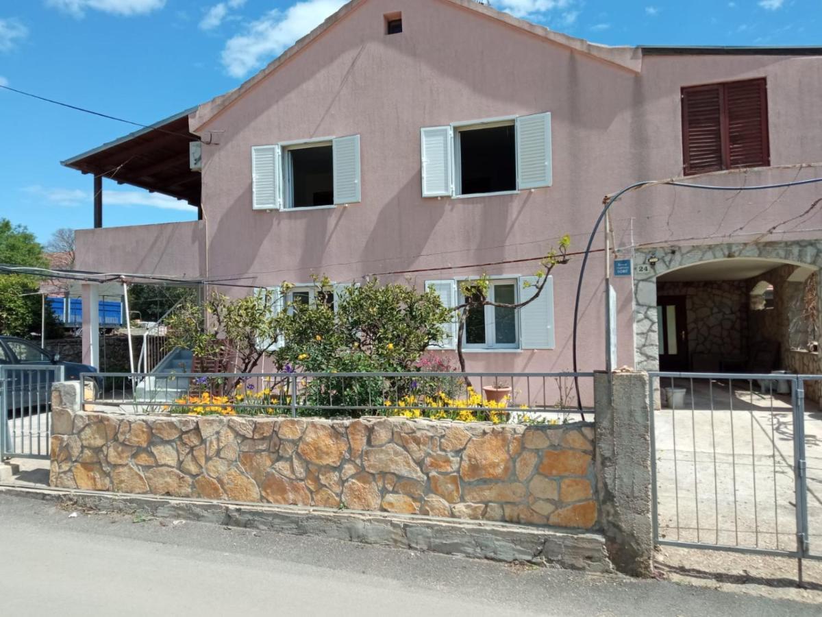 Guesthouse Eljuga Family Stari Grad  Exteriér fotografie