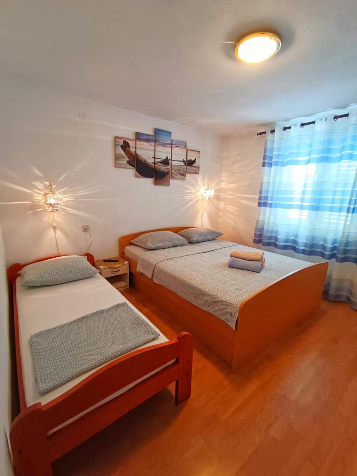 Guesthouse Eljuga Family Stari Grad  Exteriér fotografie